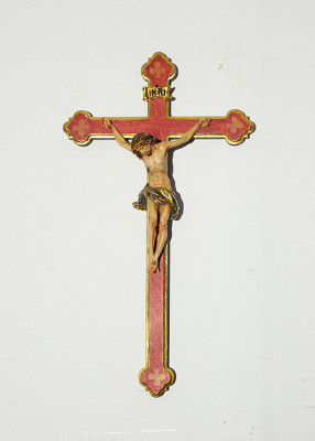 Wandkreuz farbig gefasst, 33 cm